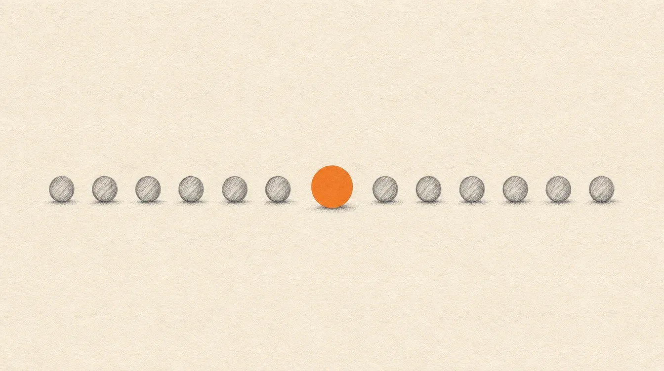 Una fila de círculos grises idénticos representando los días del mes, con uno solo pintado en naranja sólido y más grande, marcando el día de la quincena