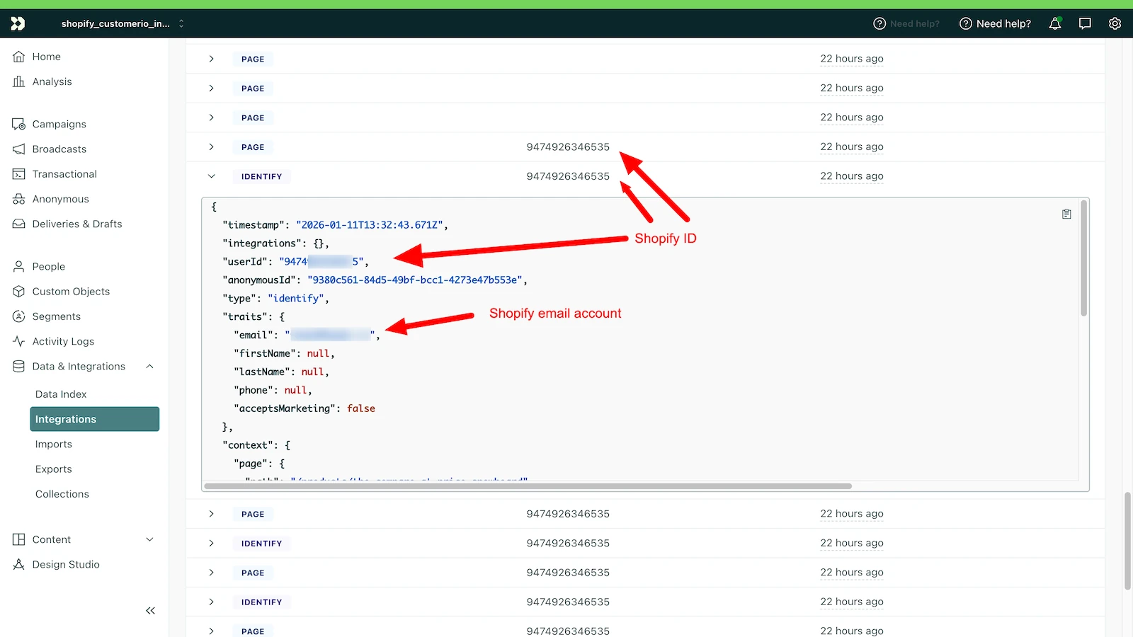 Activity Logs de Customer.io con un evento identify desplegado, mostrando el userId de Shopify y el email en los traits.