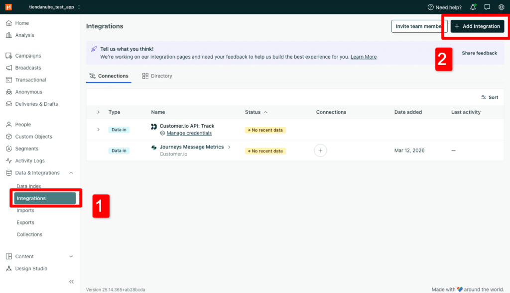 Pantalla Integrations de Customer.io, con el menú Integrations y el botón Add Integration marcados.